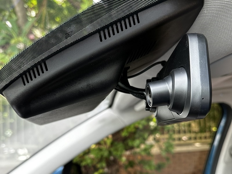 Gương điện Azcam G1 4K lắp được mọi dòng xe, không ốp chồng gương